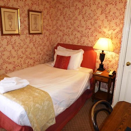 The Bear Hotel Devizes Bilik gambar