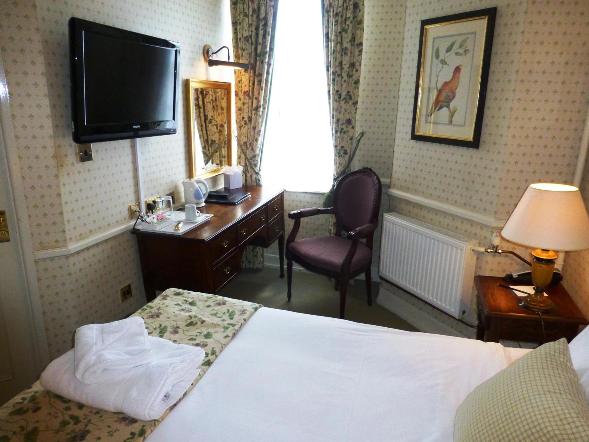 The Bear Hotel Devizes Bilik gambar