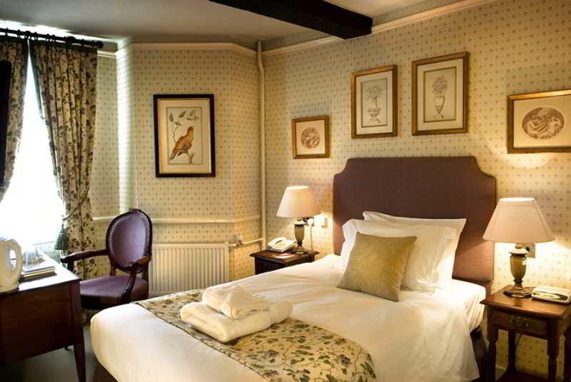 The Bear Hotel Devizes Luaran gambar