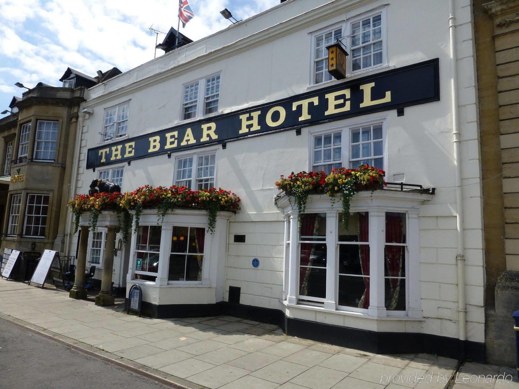 The Bear Hotel Devizes Luaran gambar