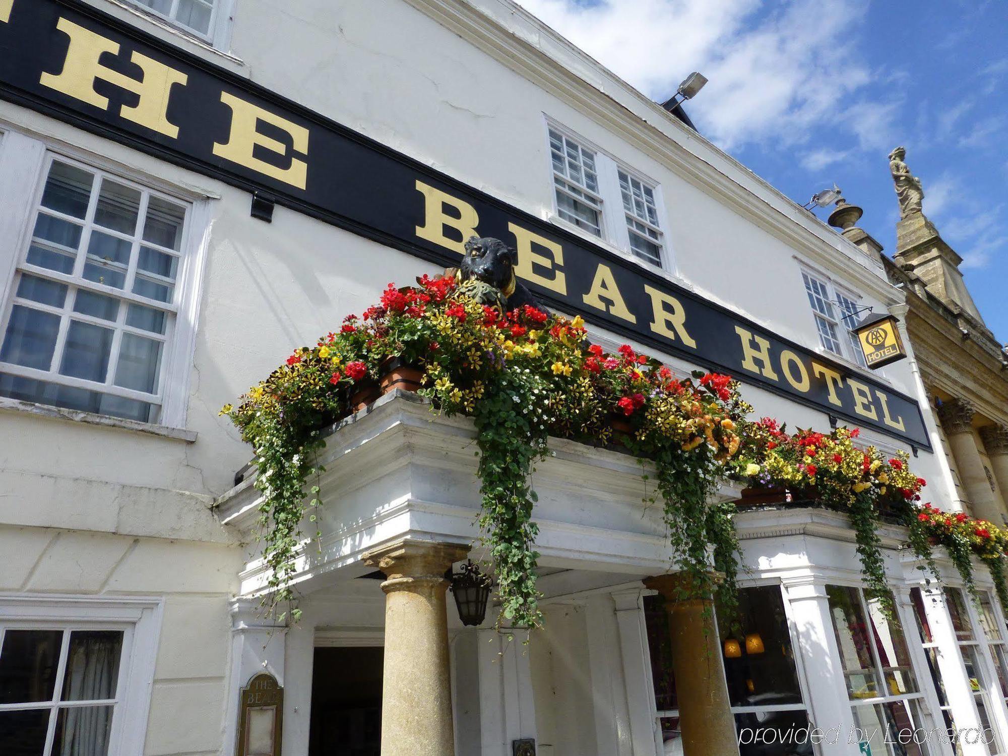 The Bear Hotel Devizes Luaran gambar