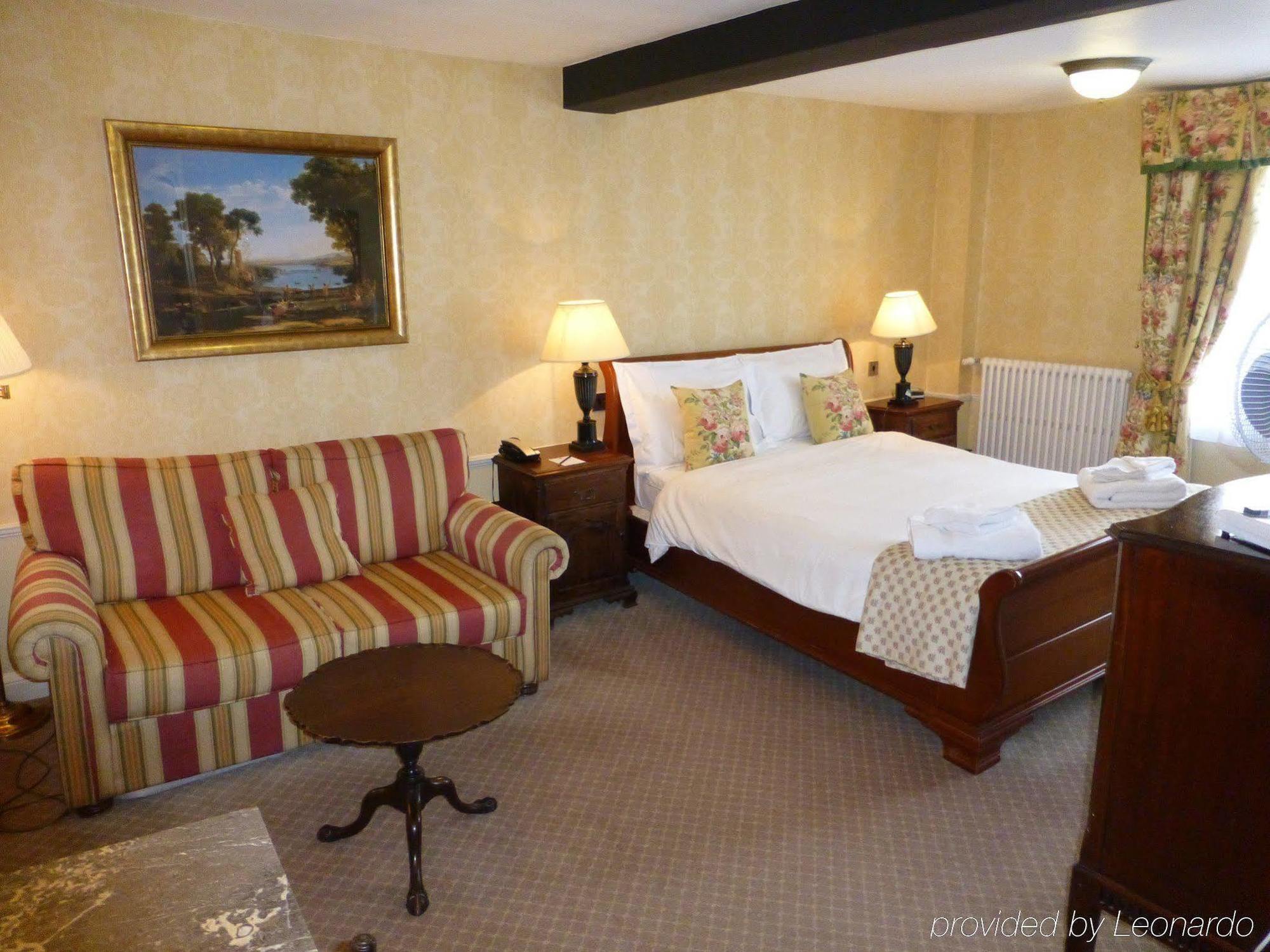 The Bear Hotel Devizes Luaran gambar